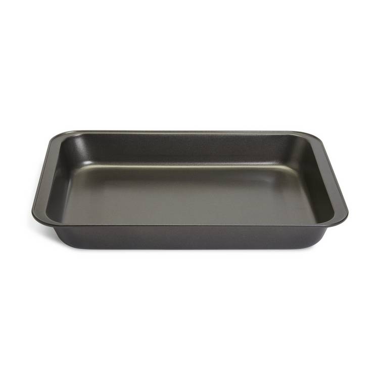 Habitat 37cm Non Stick Carbon Steel Roaster